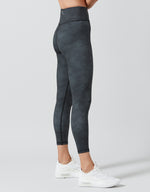 Load image into Gallery viewer, Illanois - Black (7/8 Length)
